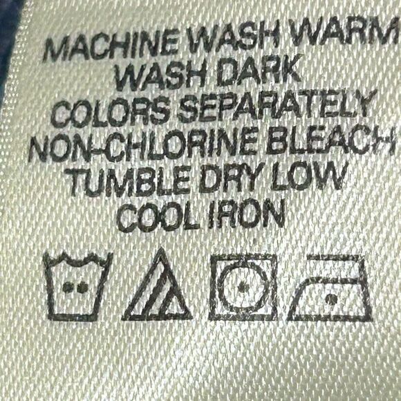 NWOT Liz Claiborne Jeans Women's Size 16L Blue Classic Fit Straight Leg Zip Fly - Picture 15 of 16